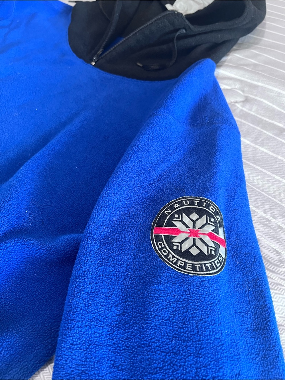 Vintage Nautica Competition Royal Blue Fleece Pullover with red Accent Patch 3Me